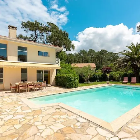 Chiberta Villa *